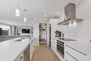 126 Chinnerys Road, Woodend