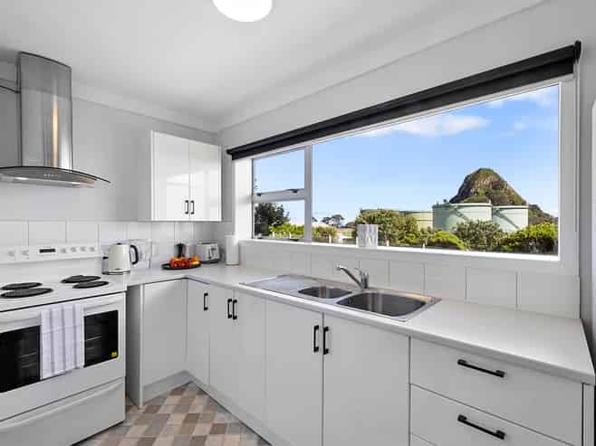 27B Port View Crescent, Moturoa