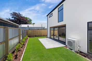 2/5 Patrick Street, Saint Albans