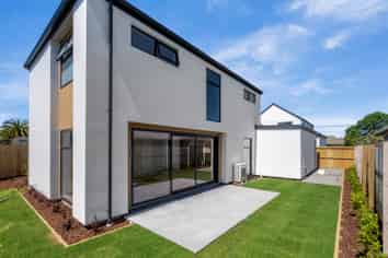 2/5 Patrick Street, Saint Albans