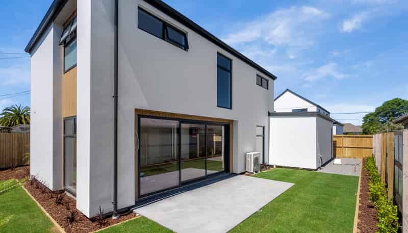 2/5 Patrick Street, Saint Albans