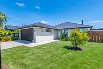 11 Florence Drive, LINCOLN