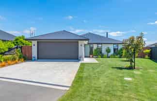 11 Florence Drive, LINCOLN