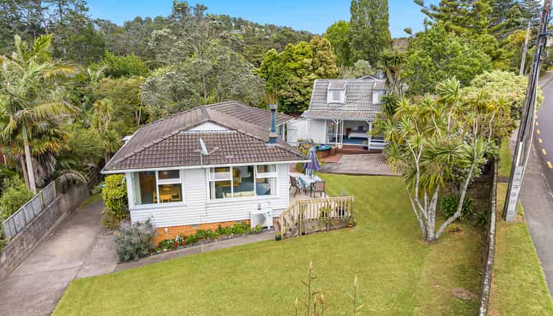 156 Godley Road, Titirangi