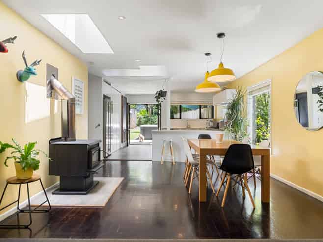 13 Hollywood Avenue, Titirangi