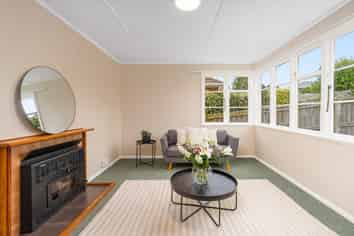 50 Aberdeen Road, Saint Clair