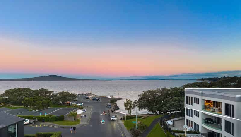 PB/7 The Promenade, Takapuna