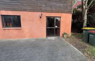 2/4A Spencer Place, Merrilands