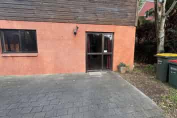 2/4A Spencer Place, Merrilands