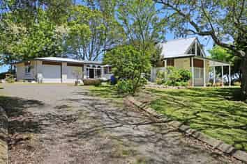 123F Irwin Road, Kingseat