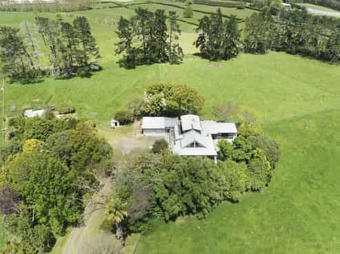 123F Irwin Road, Kingseat