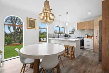 50 Chedworth Avenue, Chedworth