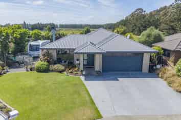 18 Parkinson Place, Woodend