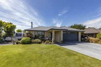 18 Parkinson Place, Woodend