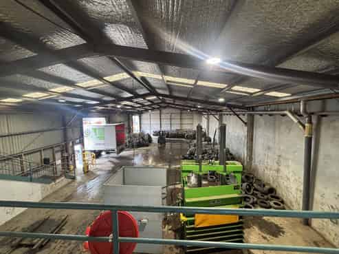 Rear tenancy warehouse for lease!