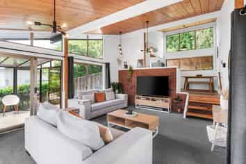 17 Hazelwood Avenue, Dinsdale