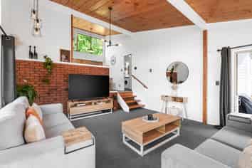 17 Hazelwood Avenue, Dinsdale