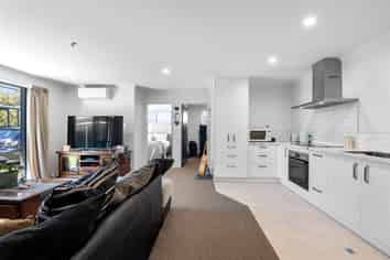 6A Upland Road, Western Heights