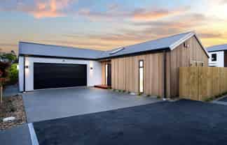 157 Centaurus Road, Saint Martins