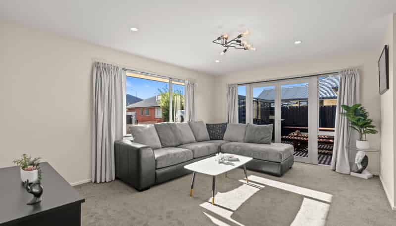 592 Madras Street, Saint Albans