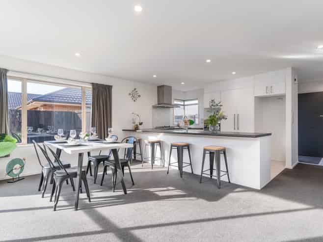 37 Somerville Cresent, Aidanfield