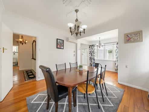 22 St Ronans Avenue, Waterloo