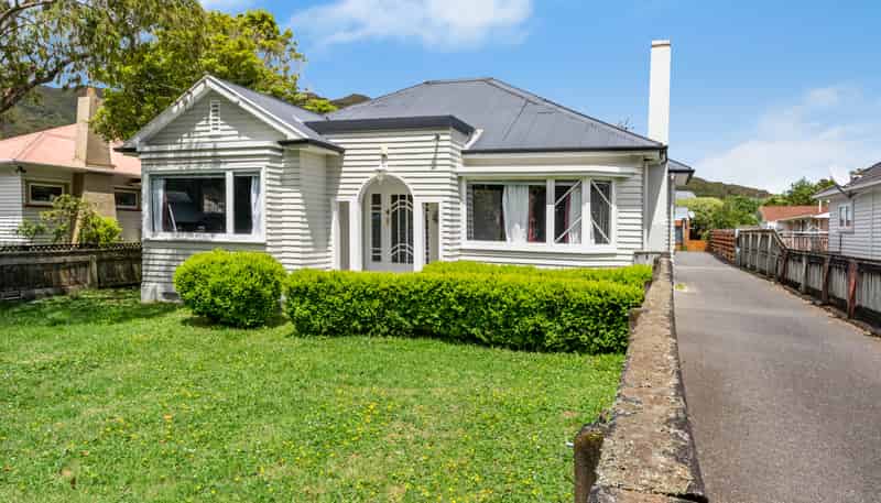 22 St Ronans Avenue, Waterloo