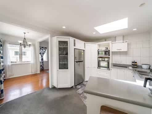 22 St Ronans Avenue, Waterloo