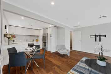 2/6 Timbertop Lane, Saint Martins