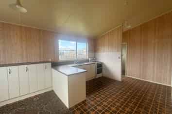 12A Paritutu Road, Spotswood