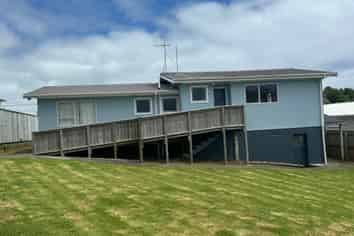 12A Paritutu Road, Spotswood