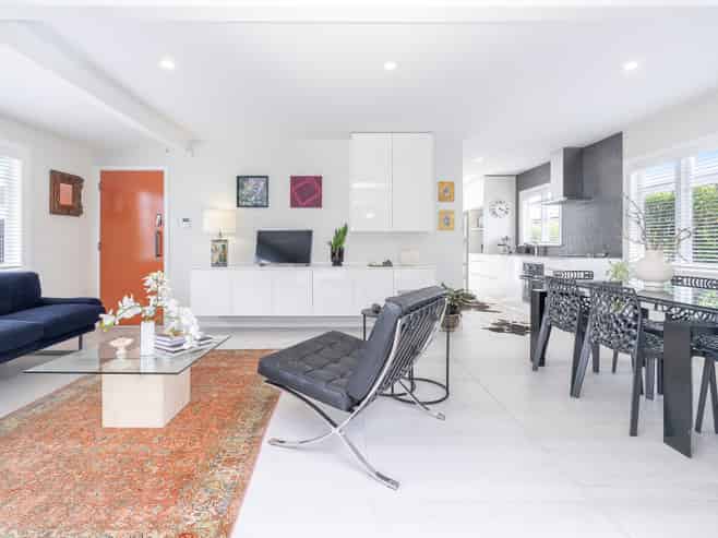 24a Halesowen Avenue, Sandringham