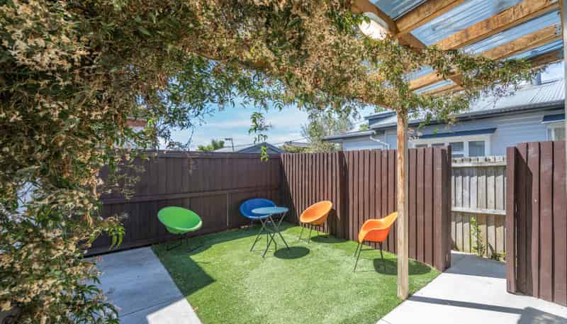 2/37 Avalon Street, Richmond