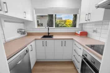 2/37 Avalon Street, Richmond