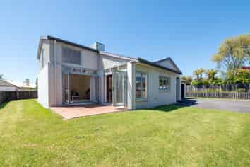 74 Lytton Street, Glenholme