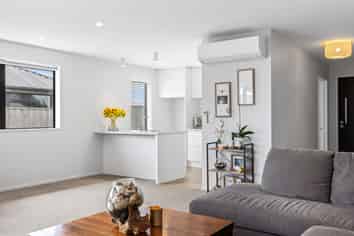 12 Nathaniel Archer Street, Ravenswood