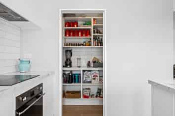 12 Nathaniel Archer Street, Ravenswood