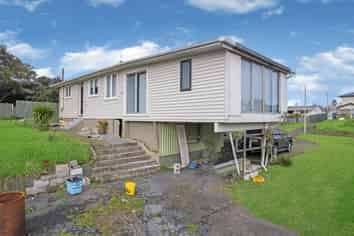 55A Yates Road, Mangere East