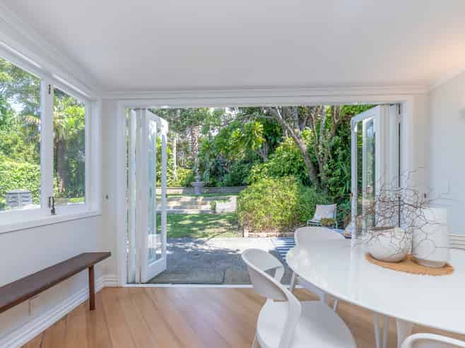 44 Second Avenue, Kingsland