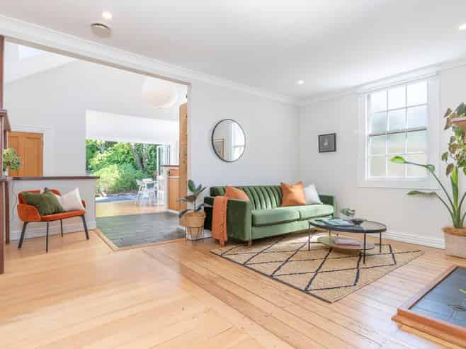 44 Second Avenue, Kingsland