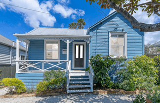 44 Second Avenue, Kingsland