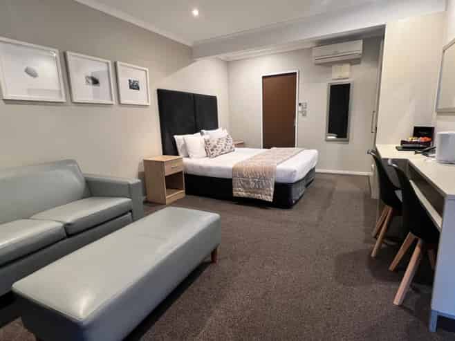 Amazing Opportunity - Deadline Sale 4pm 4 Dec 2025