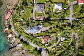 64 Harbour Terrace, Careys Bay