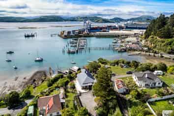 64 Harbour Terrace, Careys Bay