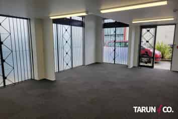 Modern Showroom & Office - Manukau