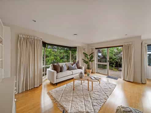 2/15 Dilworth Street, Riccarton