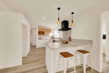 15 Roberts Road, Hei Hei