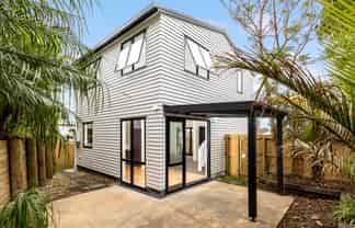 1/69 Target Road, Totara Vale