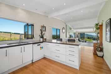 18 Exeter Place, Tihiotonga