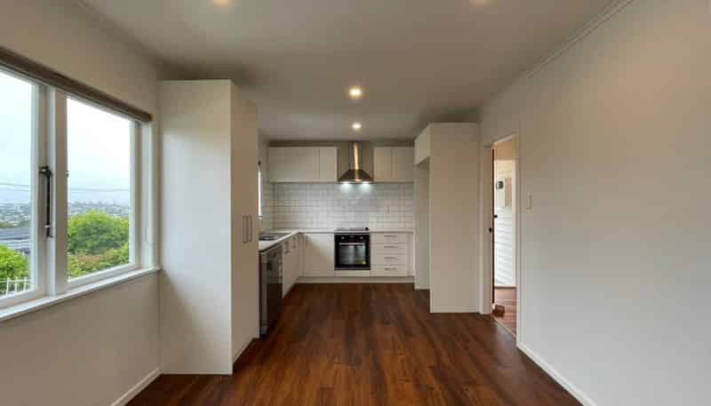 207 New Windsor Road, New Windsor